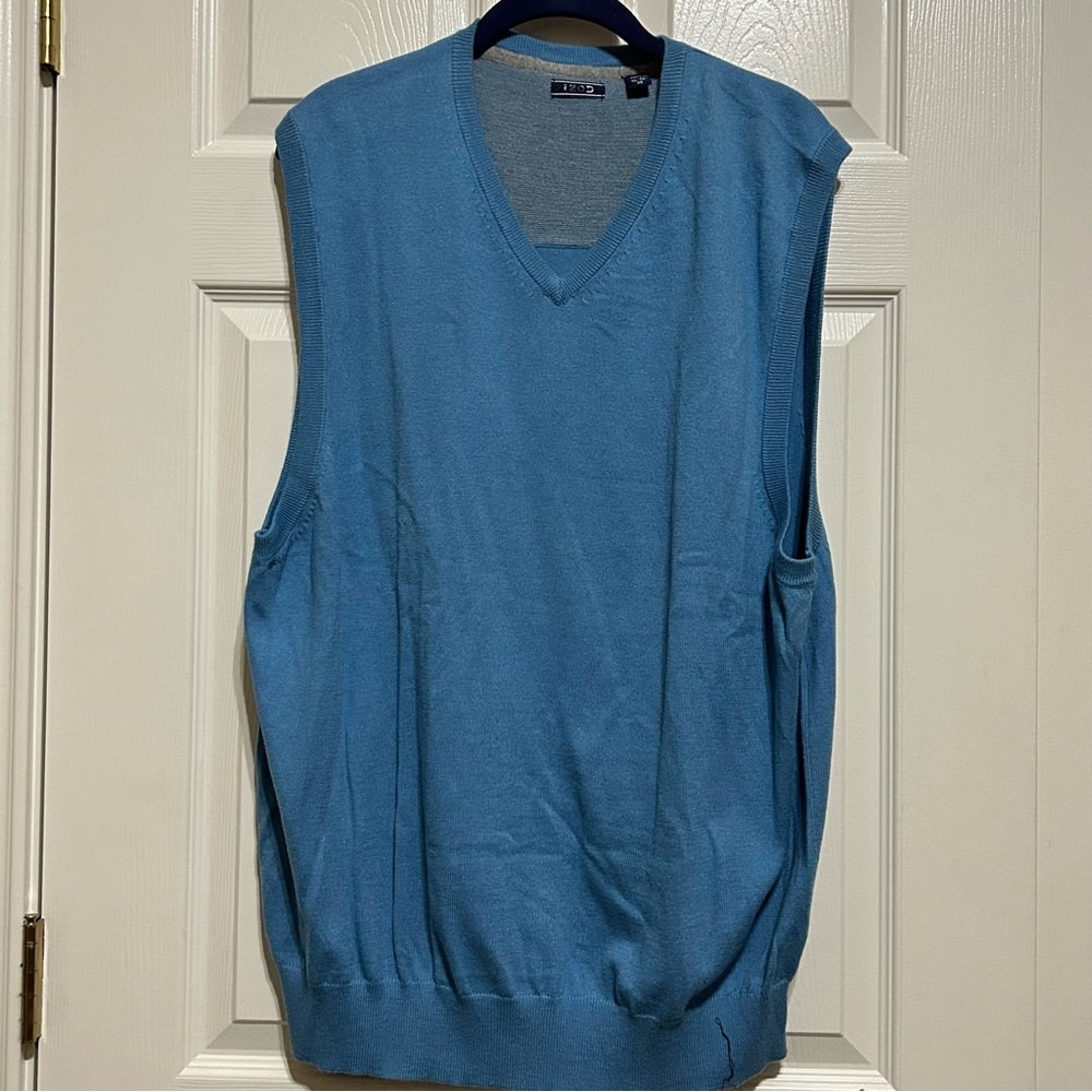 IZOD Men’s Sweater Vest